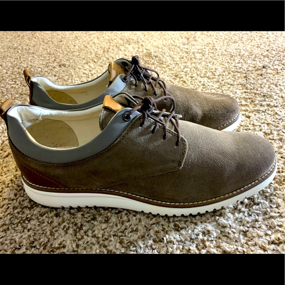 Casual Kicks